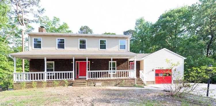 160 E Rexford Dr Newport News, VA 23608 | MLS 10284890 Photo 1