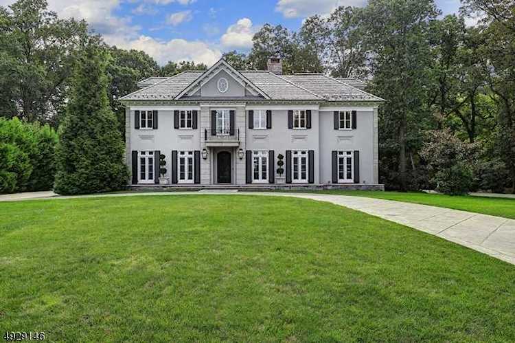 102 Golf Edge Westfield Town, NJ 07090