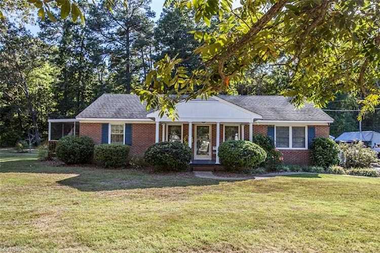 6893 Belroi Rd Gloucester, VA 23061 | MLS 10285331 Photo 1