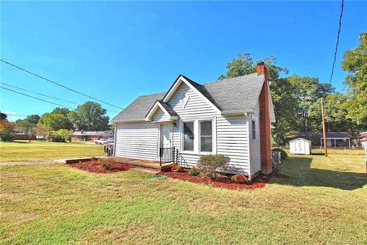 118 Crescent St Kannapolis, NC 28081 | MLS 3559190 Photo 1