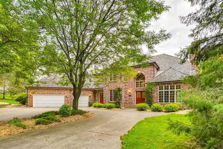 4 Buffalo Road North Oaks, MN 55127