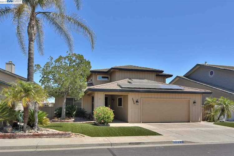 2055 Windward Pt Discovery Bay, CA 94505 | MLS 40878530 Photo 1