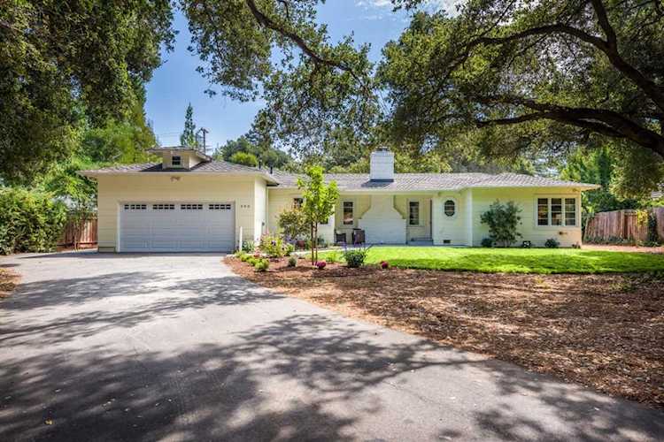 390 Ringwood Avenue Menlo Park, CA 94025 | MLS 52208319 Photo 1