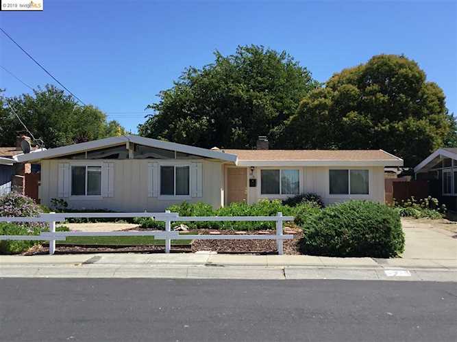 3336 Ronald Way Concord, CA 94519 | MLS 40880391 Photo 1
