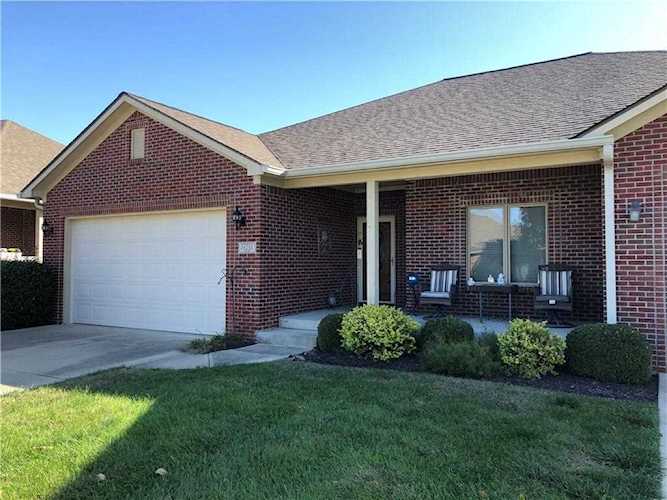 12711 N Lakeside Court Mooresville, IN 46158 | MLS 21674947 Photo 1