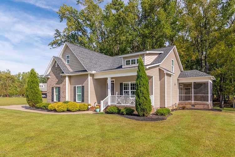113 Castle Court Washington, NC 27889 Photo 1