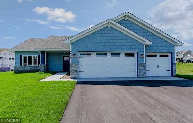 2077 21st Avenue S Lino Lakes, MN 55038 | MLS 5289984 Photo 1