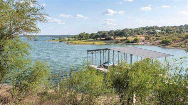 115 Glendale Rd Spicewood, TX 78669