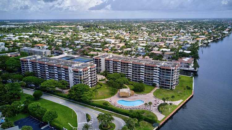 859 Jeffery Street #7020 Boca Raton, FL 33487