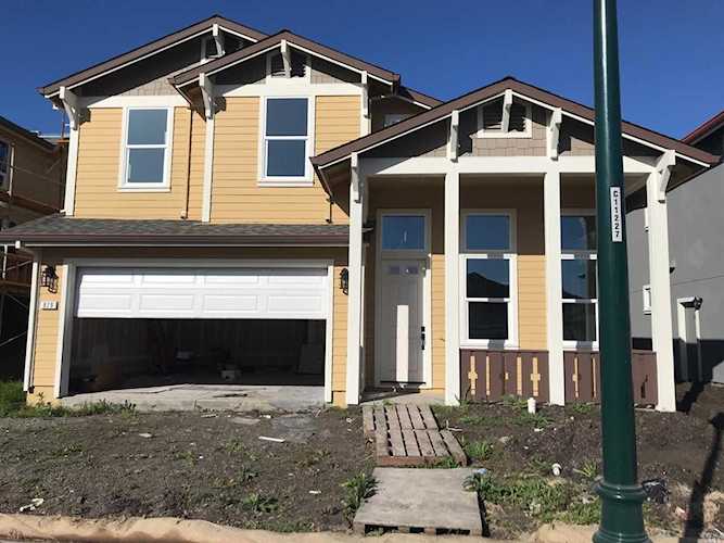 979 Brunello Drive Santa Rosa, CA 95407 | MLS 21905852 Photo 1