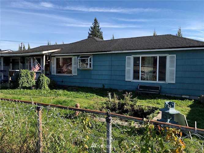 234 Douglas St Longview, WA 98632 | MLS ® 1531284 Photo 1