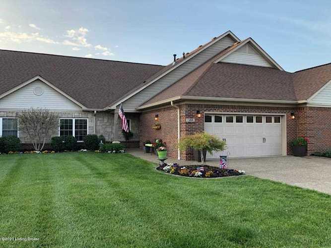 11209 Falling Springs Dr Louisville, KY 40241
