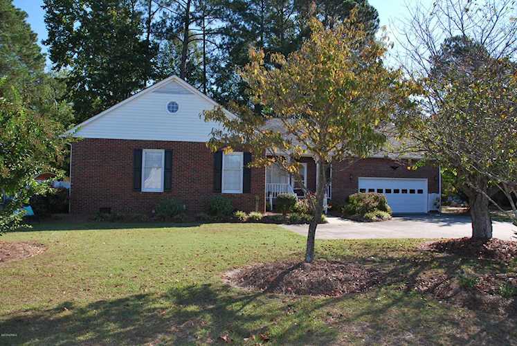 1303 Hardee Road Kinston, NC 28504