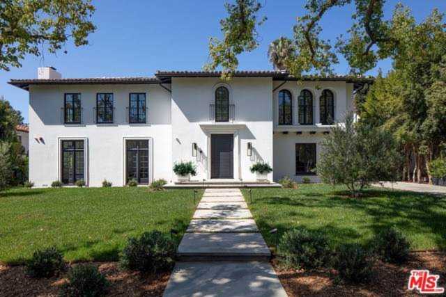 625 N Maple Drive Beverly Hills, CA 90210