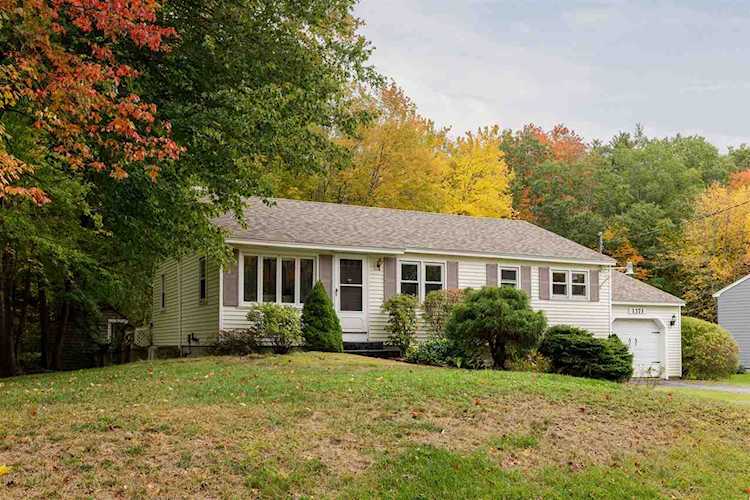 1371 Us Route 1 Hwy York, ME 03909