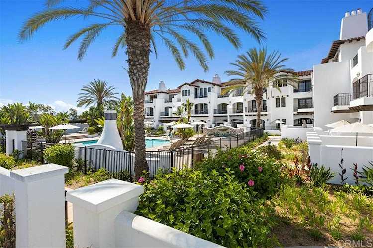 7310 Estrella De Mar Rd #16 Carlsbad, CA 92009
