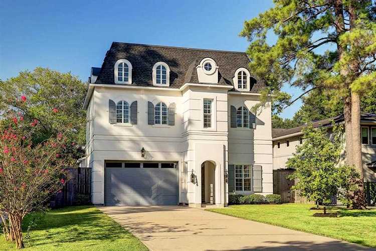 1466 Sue Barnett Dr Houston, TX 77018