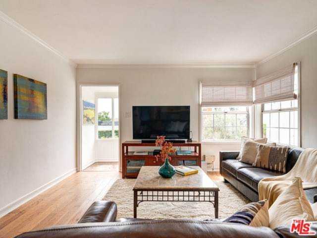 1932 Ava Avenue Hermosa Beach, CA 90254 | MLS 19521240 Photo 1