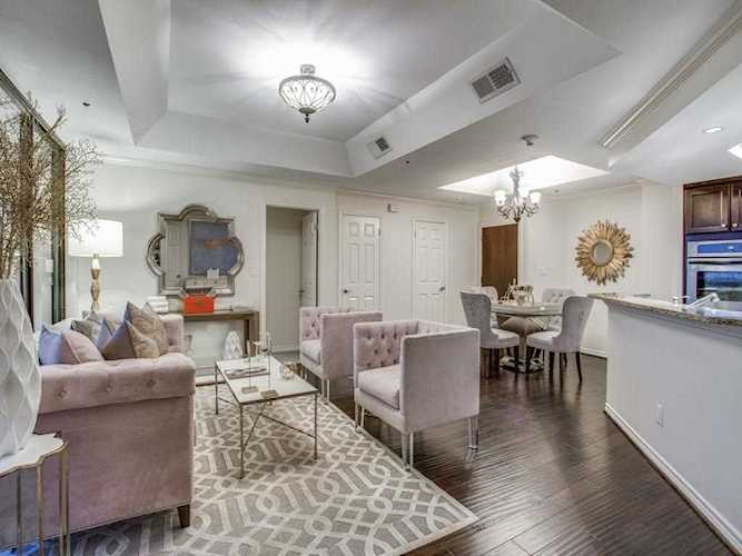 5909 Luther Lane #1900 Dallas, TX 75225
