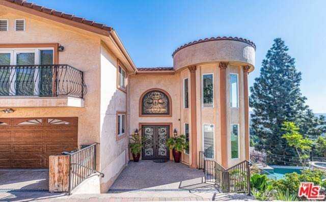 3670 Holboro Drive Los Angeles, CA 90027