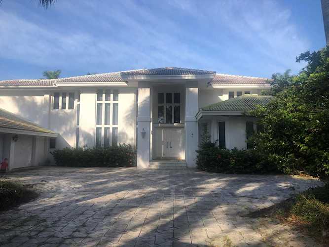 18760 Long Lake Drive Boca Raton, FL 33496