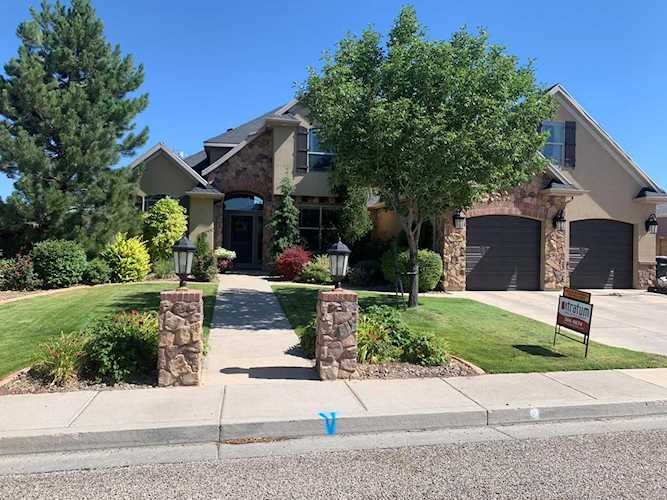 1742 W 700 S Cedar City, UT 84720