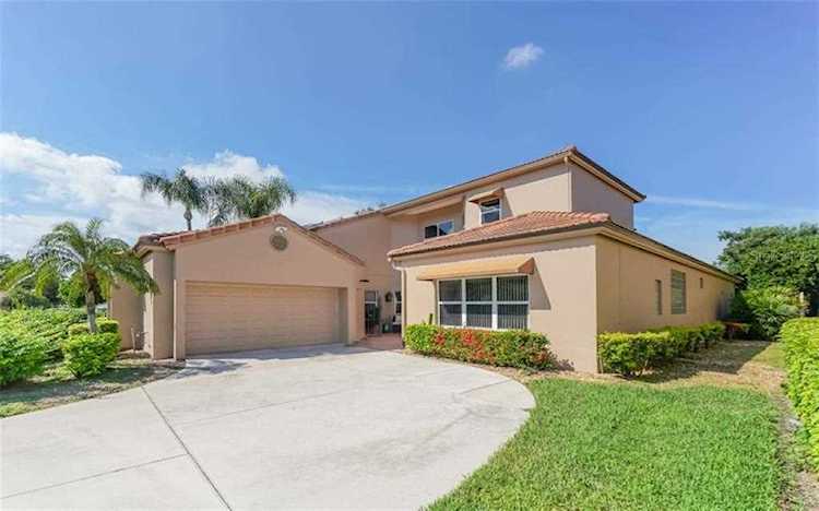 7648 Calle Facil Sarasota, FL 34238