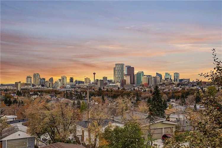 1115 Colgrove Ave NE Calgary, AB T2E 5C1