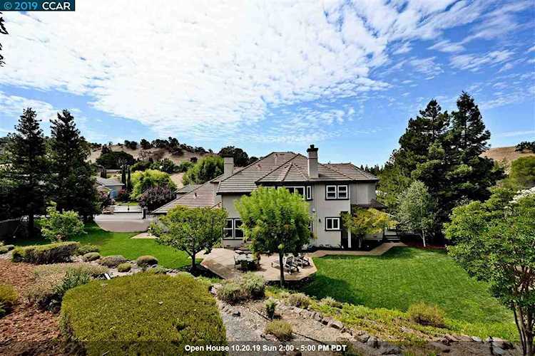 117 Brodia Way Walnut Creek, CA 94598 | MLS 40880305 Photo 1