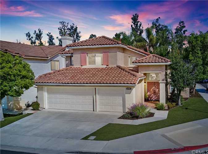 2775 Finley Tustin, CA 92782 | MLS OC19245396 Photo 1