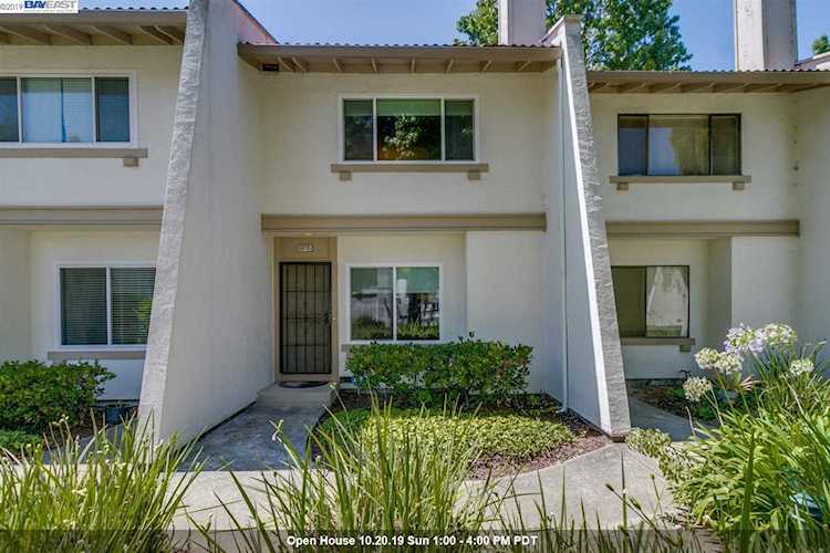 38735 Aurora Ter Fremont, CA 94536 | MLS 40880688 Photo 1