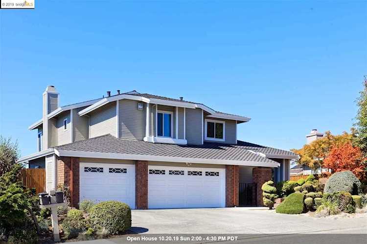 6139 Ridgemont Dr Oakland, CA 94619 | MLS 40885153 Photo 1