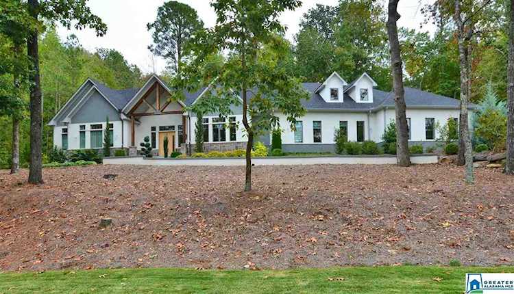8069 Castlehill Rd Hoover, AL 35242