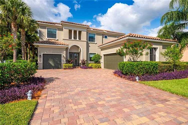 6400 SW Key Deer Lane Palm City, FL 34990