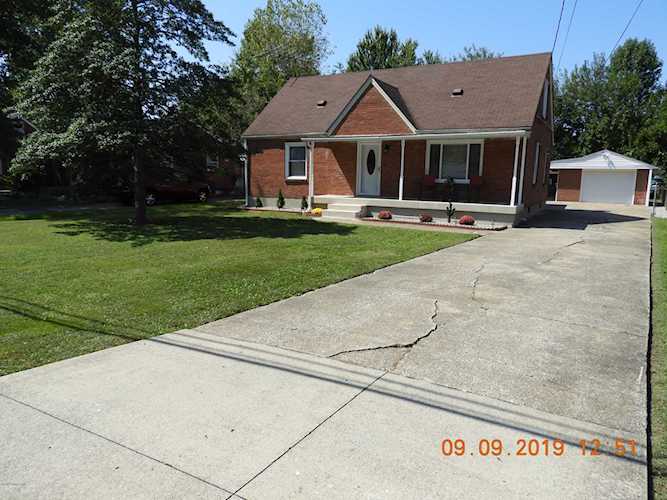 4910 Lagoona Dr Louisville, KY 40219 | MLS 1542562 Photo 1