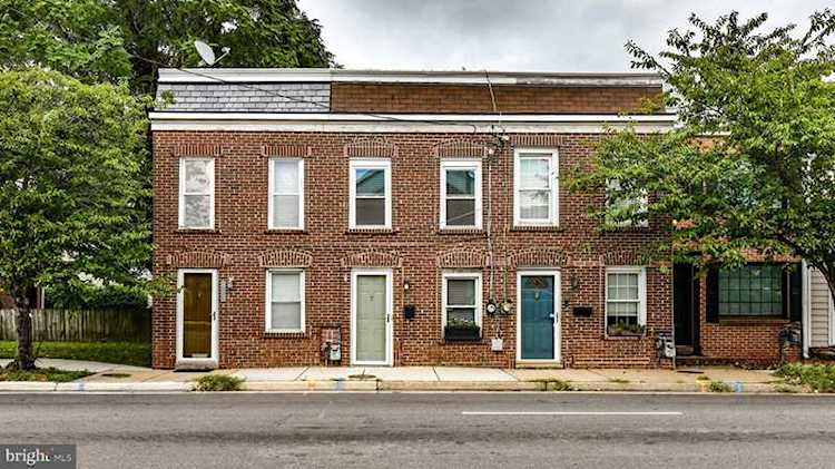 621 Henry St Alexandria, VA 22314 | MLS ® VAAX239326 Photo 1