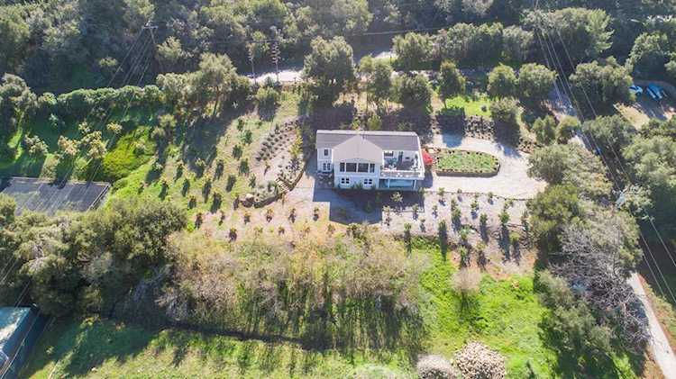 7170 Gobernador Canyon Road Carpinteria, CA 93013