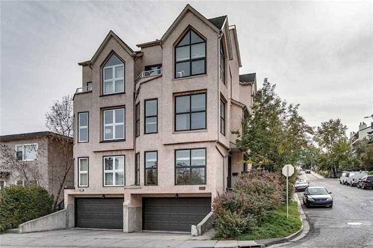 1517 21 Avenue SW Calgary, AB T2T 0M8
