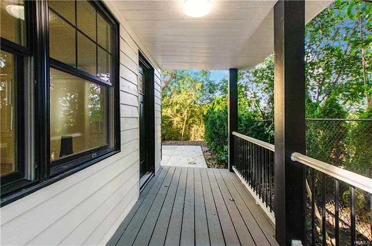442 W 258th St Bronx, NY 10471