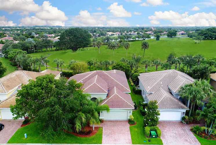 6739 Milani Street Lake Worth, FL 33467