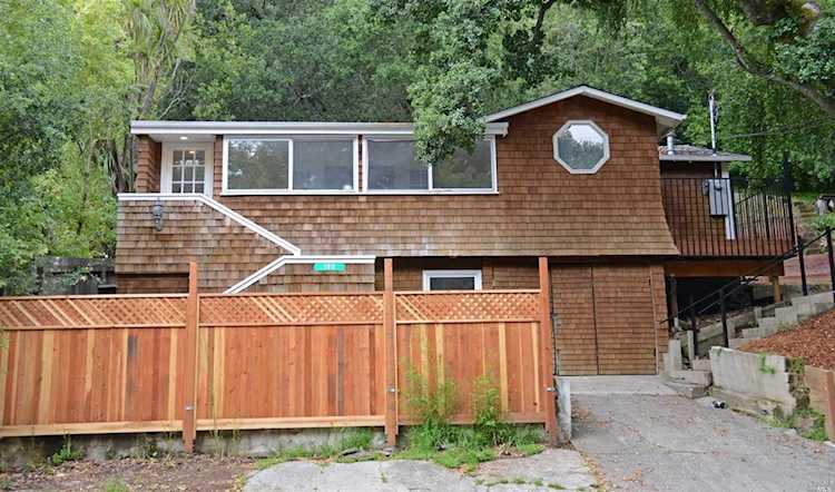 190 Cascade Drive Fairfax, CA 94930 | MLS 21913000 Photo 1