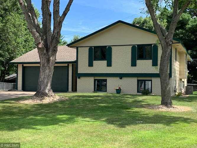 7053 Hickory Drive NE Fridley, MN 55432 | MLS 5277123 Photo 1