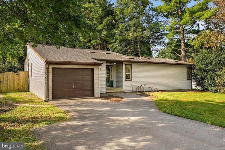 11512 Cherry Grove Dr North Potomac, MD 20878 | MLS ® MDMC678386 Photo 1