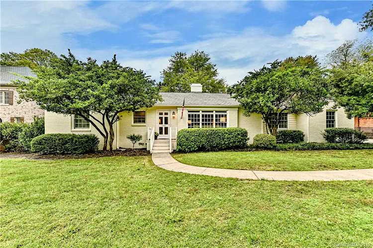 1728 Shoreham Dr Charlotte, NC 28211