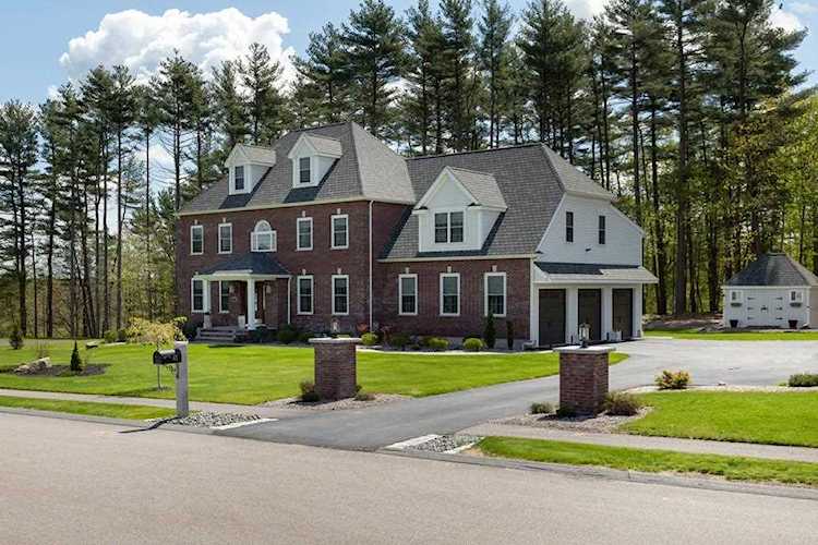 Millis, 41 Beech Street, MA, home for sale Photo 1