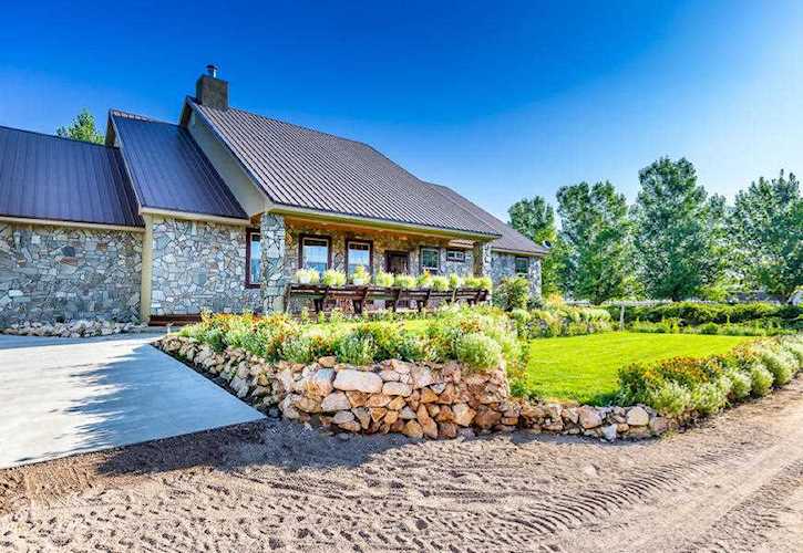 83 E 100 N Enterprise, UT 84725