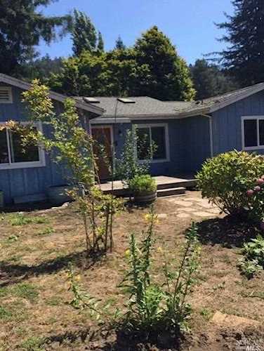 22573 Sylvan Way Monte Rio, CA 95462 | MLS 21922081 Photo 1