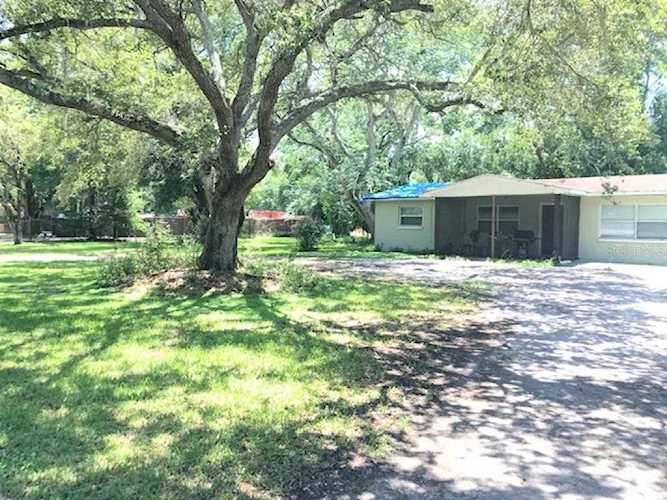 1017 S 82Nd Street Tampa, FL 33619