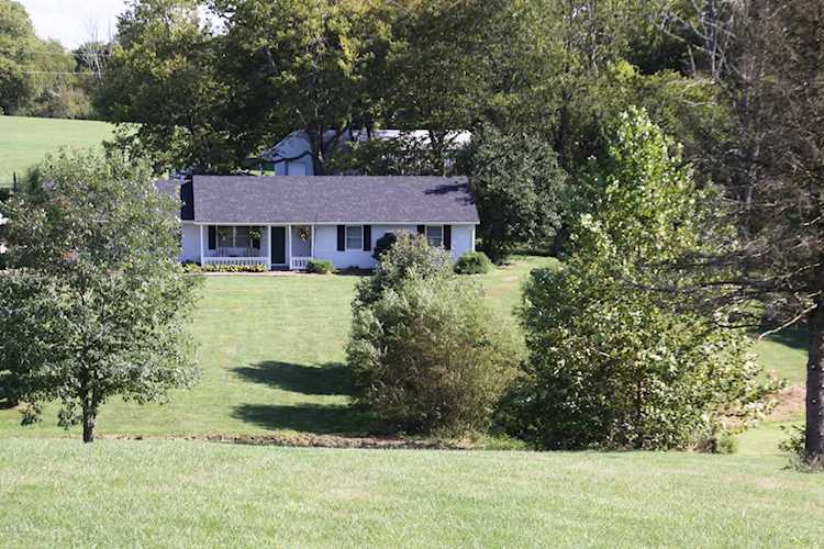 2205 Hooper Station Rd Shelbyville, KY 40065 | MLS 1541592 Photo 1