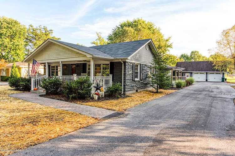 8400 Mcnair Rd Louisville, KY 40214 | MLS 1543449 Photo 1